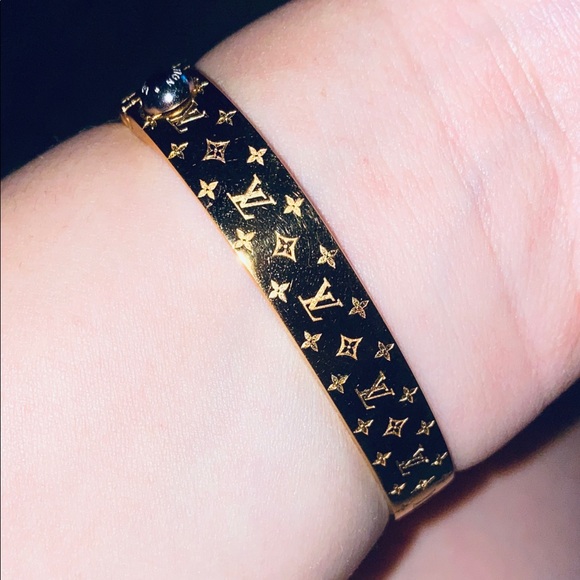 Nanogram Cuff - Picture 1 of 2